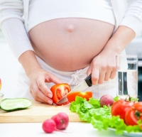 Los ocho alimentos imprescindibles durante el embarazo